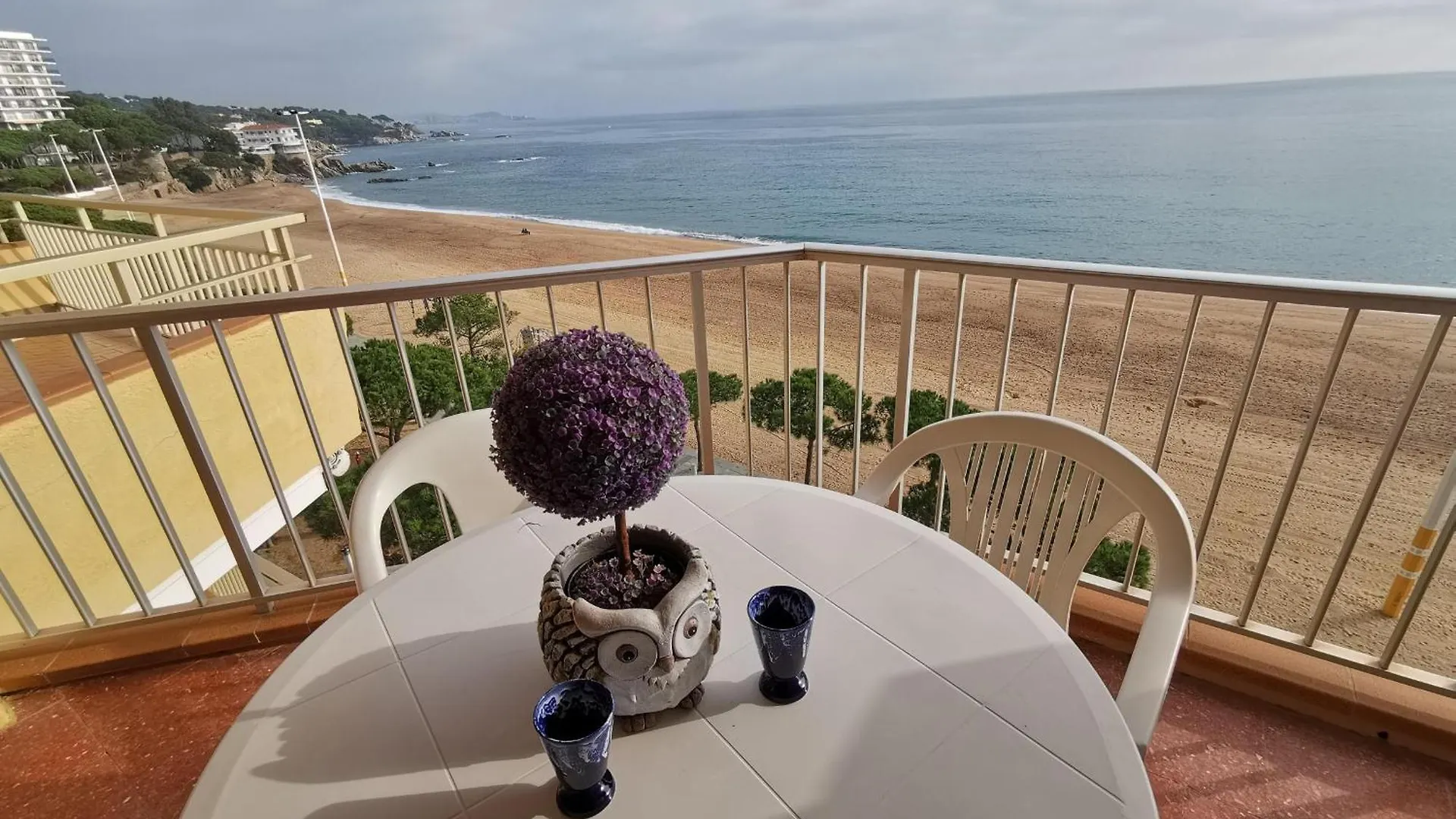 Villas Cosette / Alexandra Mar Magnifico Piso Con Esplendidas Vistas Al Mar, A Pie De La Playa En El Paseo Maritimo De Platja D'Aro - Es-209-3 0*,  Spanyolország